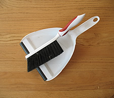 dust pan