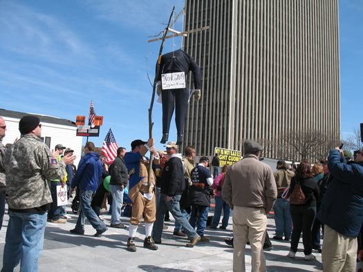 gun_rally_esp_trump_astorino_paladino_1.jpg