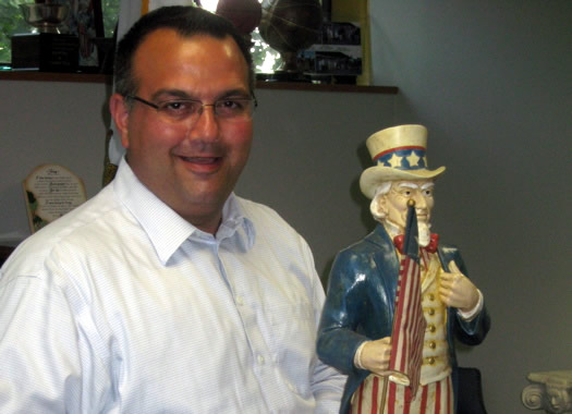 harry tuntunjian with uncle sam statue