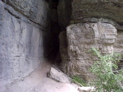 indian ladder caves.jpg
