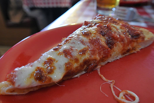 kays_pizza_cheese_pizza_slice.jpg