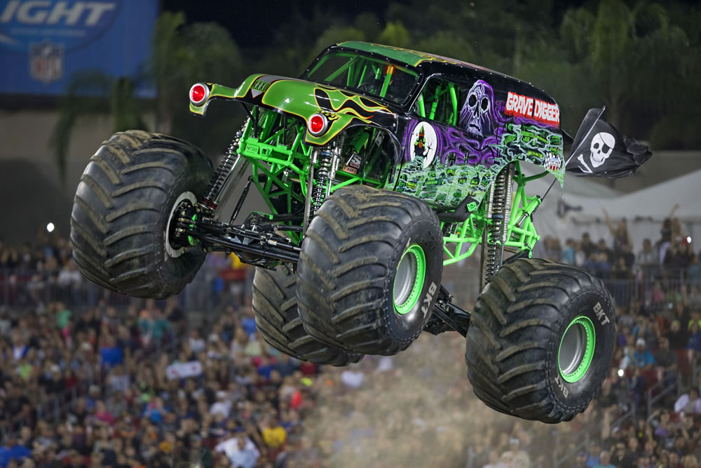 monster truck Grave Digger