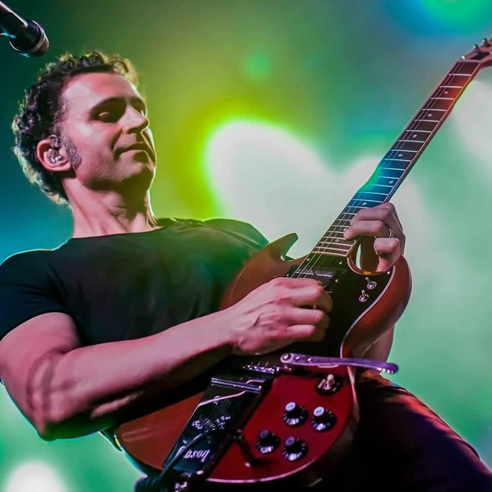 musician Dweezil Zappa