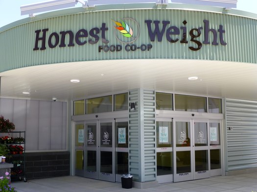 new honest weight exterior close thumbnail 