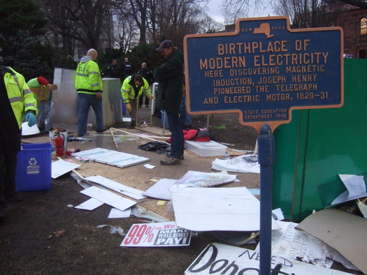 occupy_albany_eviction_3.JPG