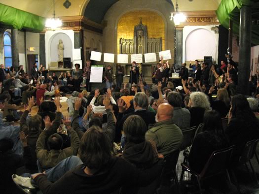 occupy albany general assembly crowd expressing approval