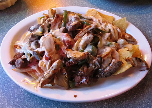 panchos mixed fajita nachos