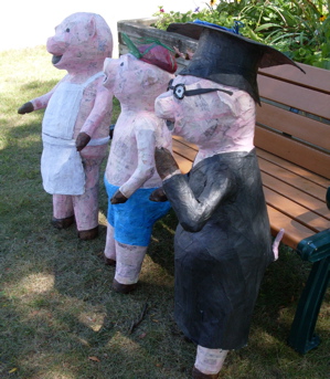 pig pinatas