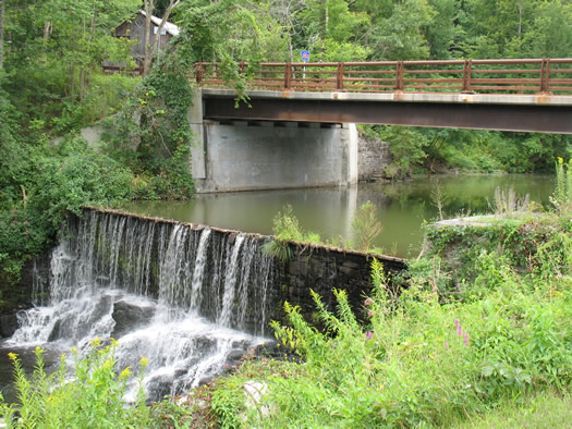 falls in rensselaerville