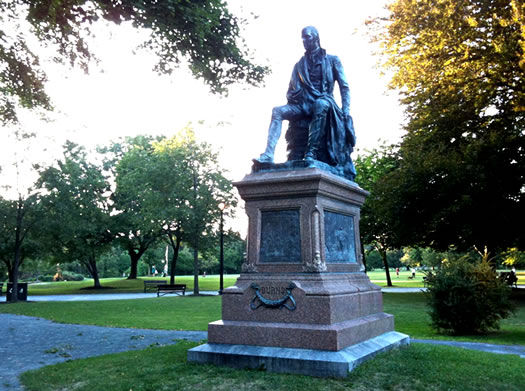 robert burns statue washington park