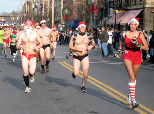 santa speedo 2010 0109