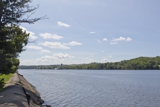 schodack_island_view_of_the_hudson.jpg