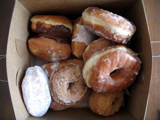 schuyler_bakery_donuts_in_box.jpg