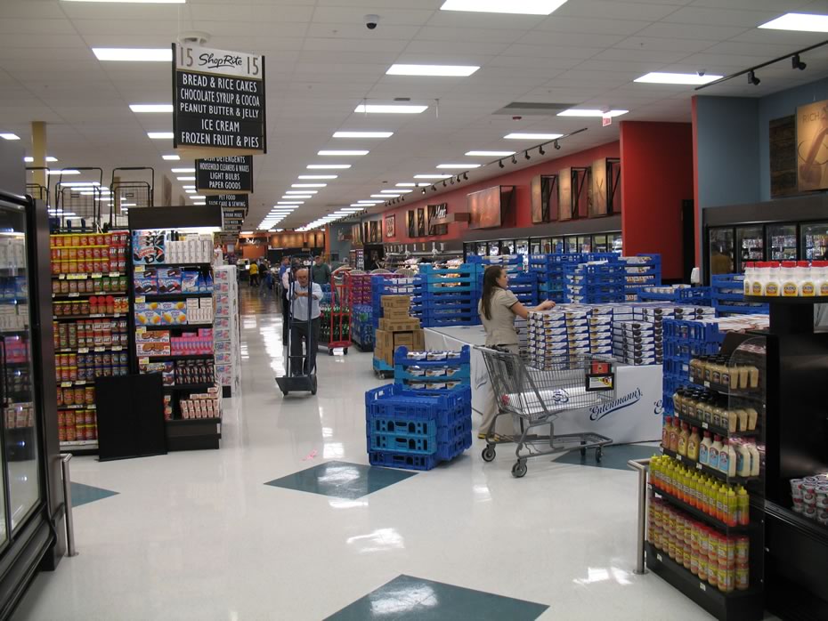 Checking out the new Albany ShopRite