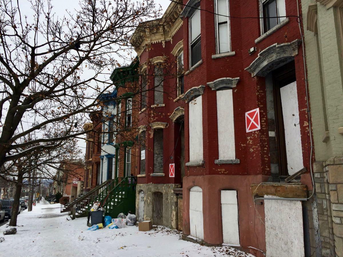 vacant buildings on Clinton Ave in West Hill 2018-January