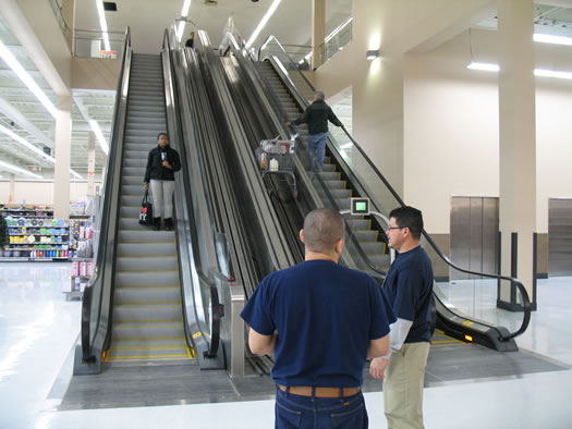 World's Largest Walmart Supercenter: world record in Albany, New York