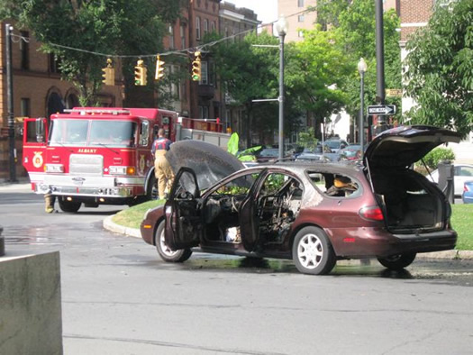 washington park car fire wide