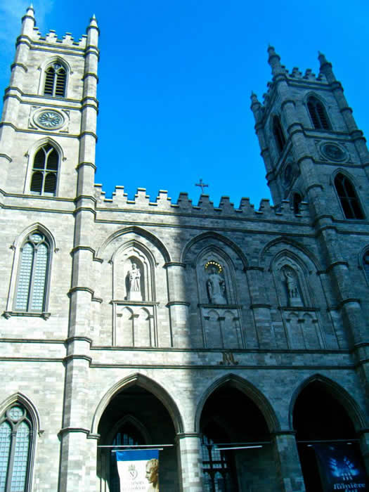 weekend_destination_Montreal_Basilique_Notre_Dame.jpg