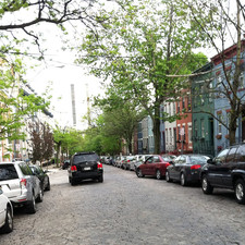 startup app 2012 car sharing street scene