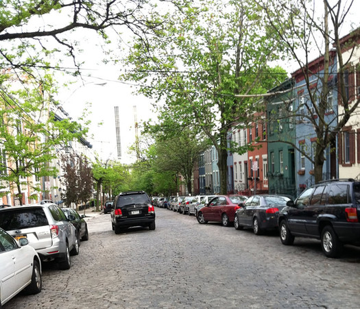 startup app 2012 car sharing street scene